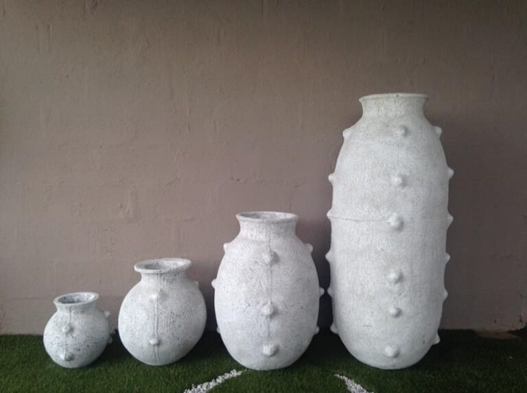 Knobs Water Feature