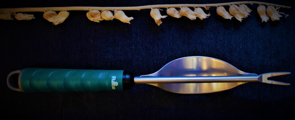 Raco Hand Weeder